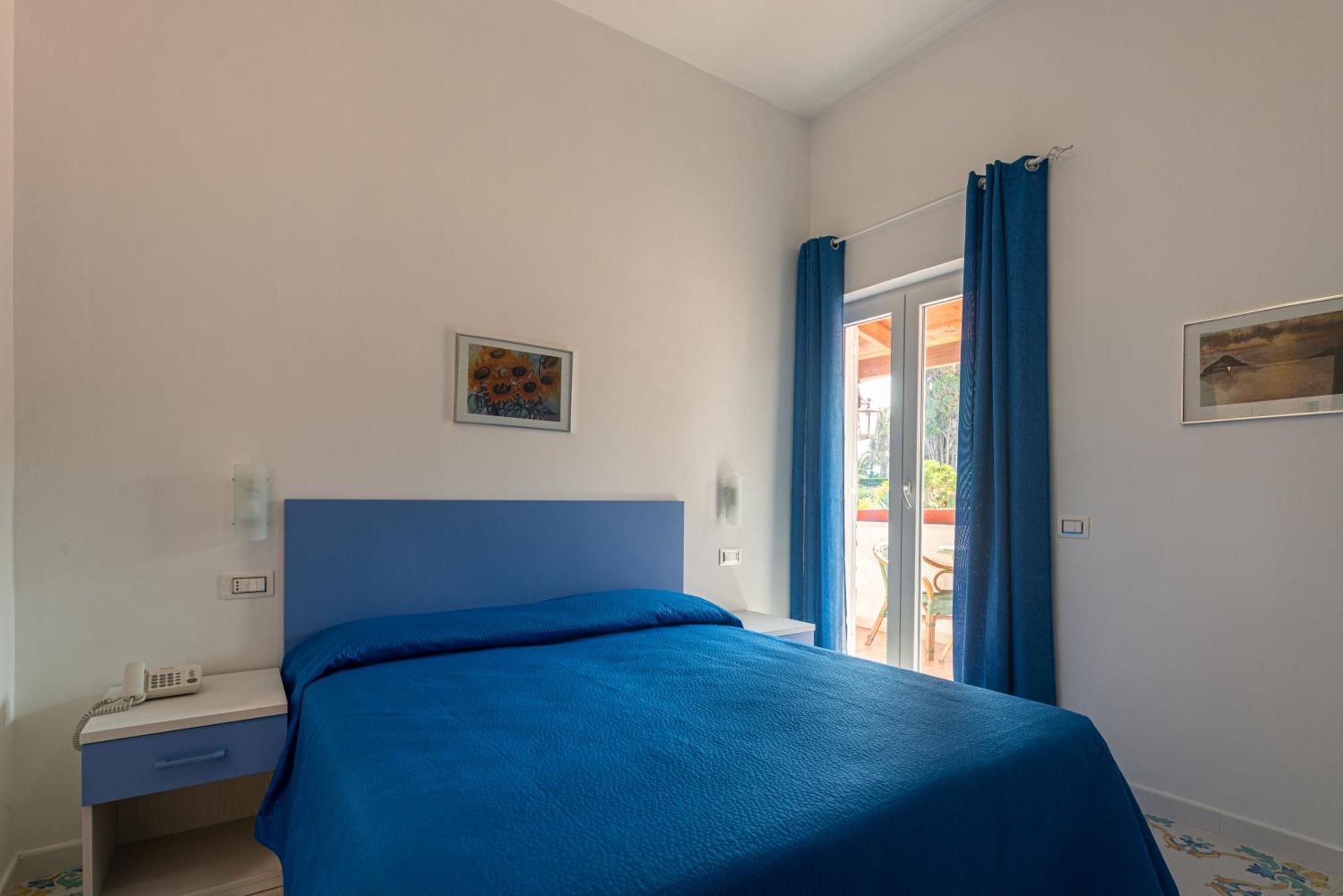 Hotel Villa Sirena Sant'Angelo  Exterior photo
